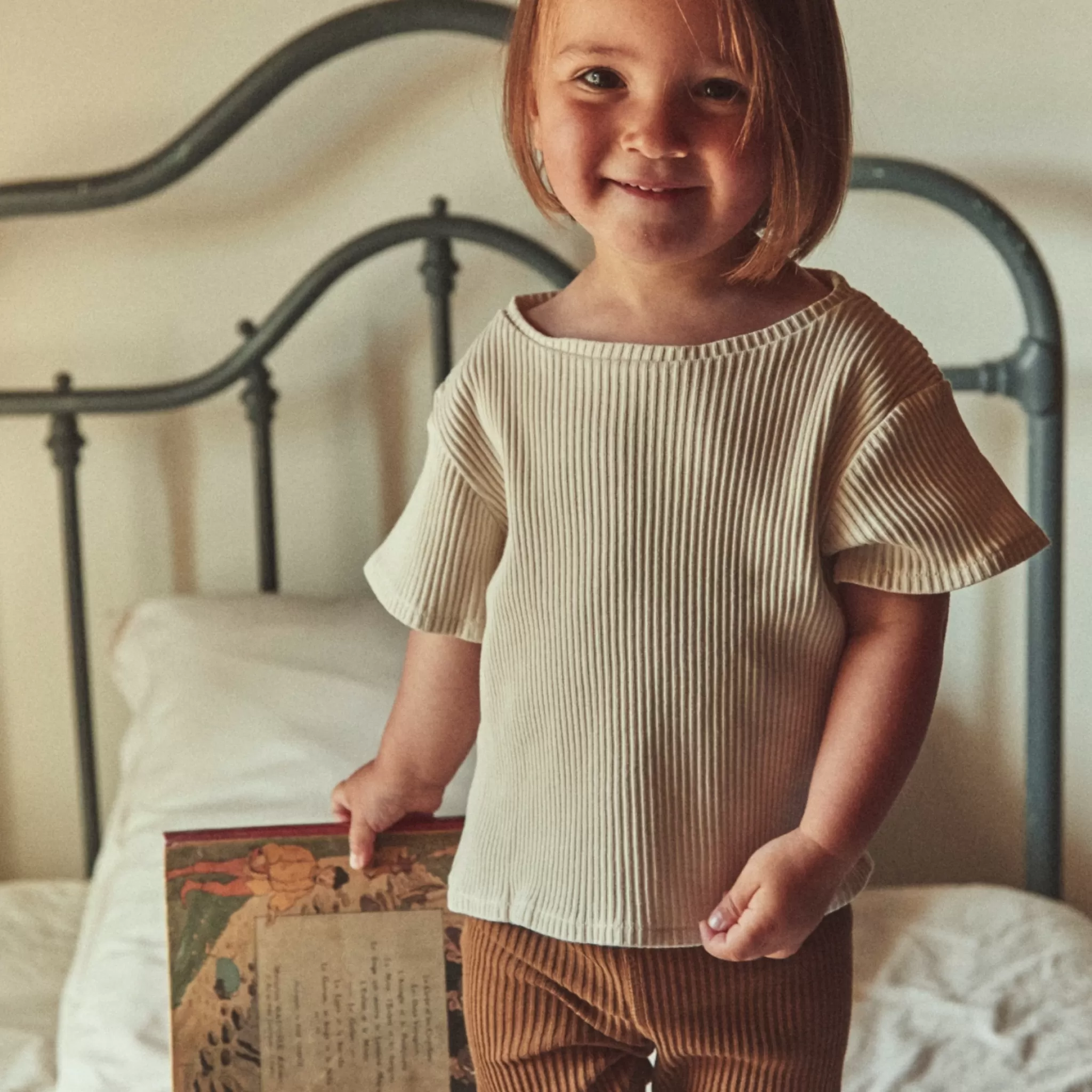 Enfant Poudre Organic T-shirts & Débardeurs | T-SHIRT ORGEAT CÔTELÉ Almond Milk